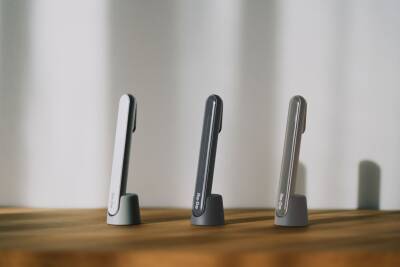 【EMS×LED×温熱×振動】約50gの圧倒的なコンパクトサイズに詰め込んだ「Re・De Suhada スティック美顔器」が「LIPSベストコスメ2025」にて「下半期新作賞 美顔器部門1位」を受賞！