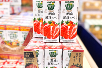 “茨城・鉾田からいちごの美味しさを全国へ”深作農園とカゴメの『野菜生活100』シリーズコラボを記念し登録商標いちご「ラブソング」(紅ほっぺ)予約受付開始