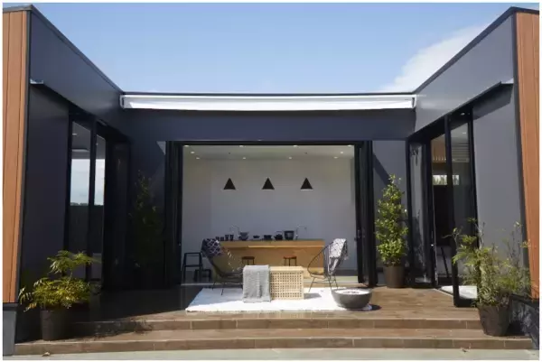 「初心者も安心の「体験型」食事メニュー」の画像