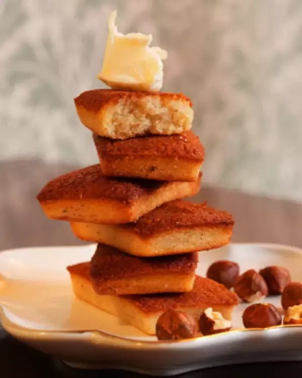 「レトロモダンなスイーツブランド“DEARS”より、じゅわっと焦がしバター香るフィナンシェ「焦香(こがれこう)」が新発売！」の画像