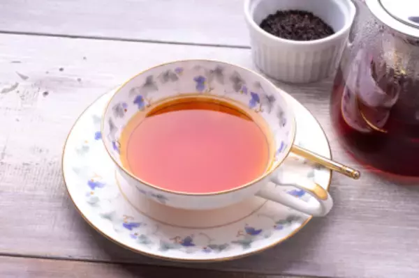 紅茶が血糖値スパイクを抑制する!?抗老化＆抗疲労に有益な“ティーファースト”のすすめ