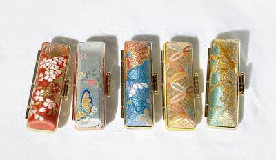 古都鎌倉から成人を迎える皆様へ、人生の門出を祝う「判始めの儀式」鎌倉はんこが新成人向けに限定「鎌倉彫印鑑」を販売