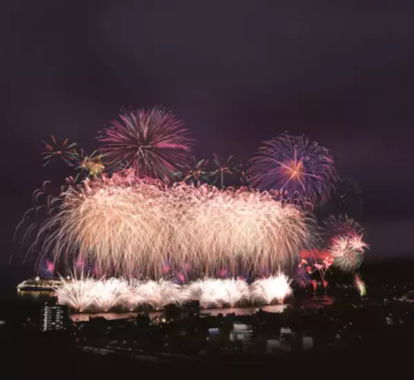 伊東温泉海の花火大会　今年は伊豆最多の15回実施！7/24～8/29の期間、最大4夜連続開催