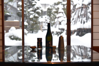 漁期2ヶ月の“赤い宝石”を1瓶に丸ごと凝縮　27年熟成の秘蔵古酒と味わう『越前蟹乃醤』ペアリングセット、2025年12月25日販売開始