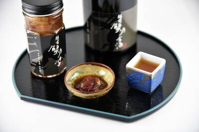 漁期2ヶ月の“赤い宝石”を1瓶に丸ごと凝縮　27年熟成の秘蔵古酒と味わう『越前蟹乃醤』ペアリングセット、2025年12月25日販売開始