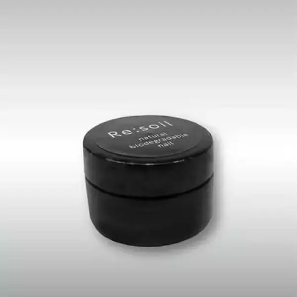 「Re:soil」より、植物や自然由来のUV・LEDの光で固まるネイルチップ用接着剤を2025年12月22日に販売開始