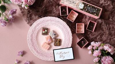 クロワッサンラスクで有名な「CAFE OHZAN」が ドライフルーツで彩ったバレンタイン限定ラスクを1月15日発売