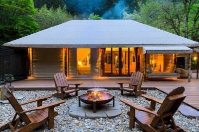 東京都あきる野市のグランピング施設「KEIKOKU」専用薪焚きサウナとプールを新設しリニューアルオープン