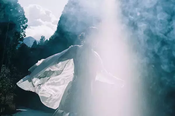 長瀬有花、TVアニメ『野生のラスボスが現れた！』EDテーマ「ミギヒダリ」配信開始！