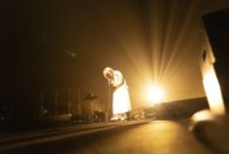 ReoNaが辿り着いた“痛くて愛おしい場所”――ライブツアー「ReoNa ONE-MAN Concert Tour 2025 “HEART”」初日公演レポート