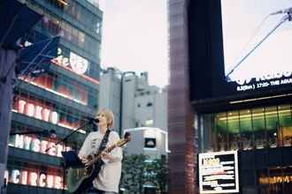汐れいら、歌舞伎町シネシティ広場にてフリーストリートライブを開催！