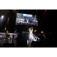 花澤香菜最新ライブ『HANAZAWA KANA Live2022「blossom」』東京公演のオフィシャルレポートが到着！