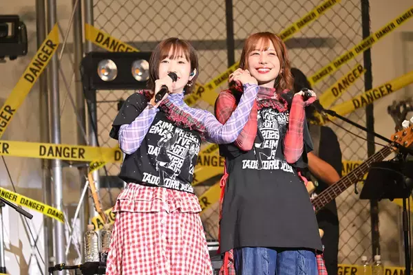 田所あずさとコラボ楽曲も披露！愛美初の企画ライブ「AIMI Presents 2MAN LIVE SHOW『A-GAME』」DAY1レポート！