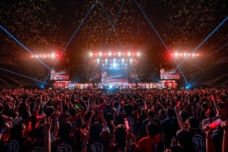 ロックバンド・FLOWが創るアニソンロックフェス『FLOW THE FESTIVAL 2026』のオフィシャルレポートが到着！タイアップ楽曲も続々と解禁！