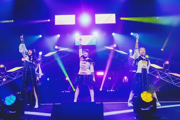 無敵の“お祭りマッスルユニット”TrySail、10周年全国ツアー「LAWSON presents TrySail 10th Anniversary Tour 2025 “BestSail”」追加公演レポート