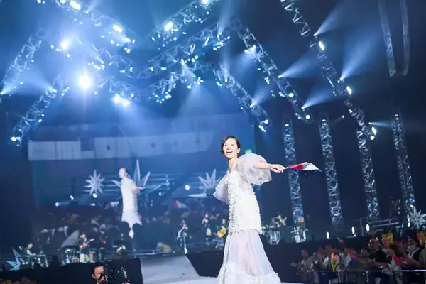 坂本真綾、記念すべきアニバーサリーイヤーを最高のフィナーレで迎えた30周年記念LIVE “M30～Your　Best～”オフィシャルライブレポートが到着！