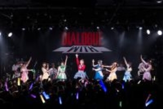 どちらのファンかなんて、両者のパフォーマンスの前には無関係！多彩な魅力が次々に熱狂を巻き起こした“DIALOGUE＋WITH vol.7 －岡咲美保－”レポート