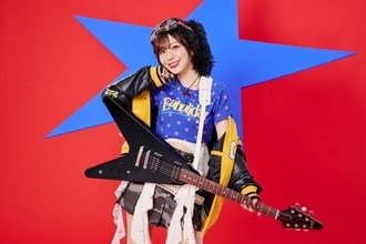 愛美、初となるEP「AIM STAR」を10月14日に発売！ジャケット写真＆新アーティスト写真公開、アジアツアーも開催決定！