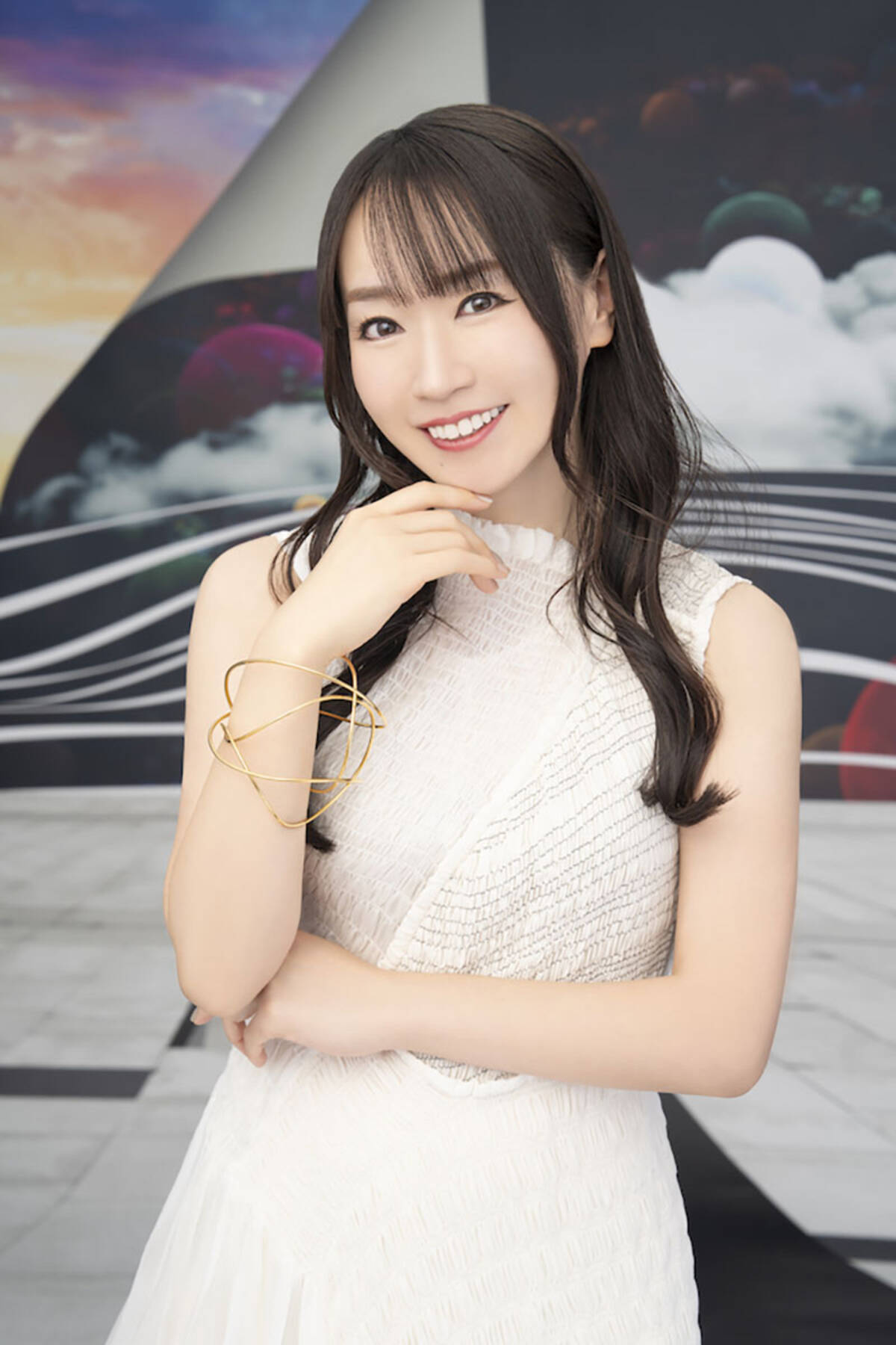 水樹奈々、約2年半ぶりのニューシングル「ADRENALIZED」ジャケット写真 