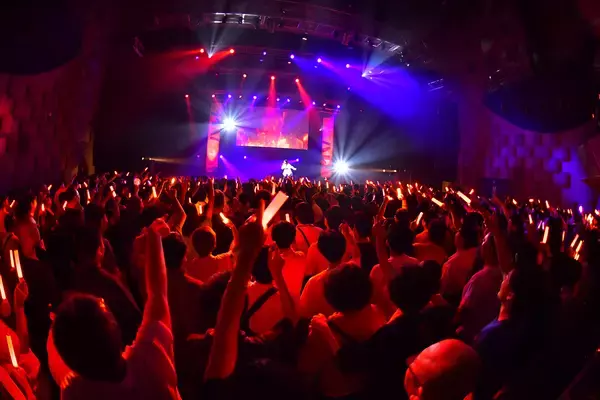 藍井エイル、DIALOGUE＋ リスパレ！Special DJ set、茅原実里、棗 いつき&藍月なくる、陽高真白、岬 なこの6組がなんばHatchを華やかに盛り上げる！ライブイベント"リスパレ！LIVE vol.4"DAY2最速レポート