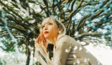 ReoNa、新曲「ガジュマル 〜Heaven in the Rain〜」MV公開＆「3341よ」配信決定！