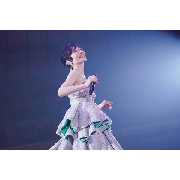 坂本真綾 25周年記念live 約束はいらない At 横浜アリーナ Blu Ray Dvdジャケット写真公開 21年9月22日 エキサイトニュース