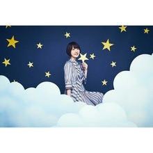 花澤香菜 移籍第1弾シングル「Moonlight Magic」本日発売！「100の質問」をYouTubeで公開！