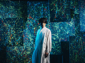 SawanoHiroyuki[nZk]アルバム『V』に、秦 基博が参加！新曲「COLORs」が「TOHO animation ミュージックフィルムズ」コラボソングに決定！