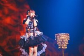 立花日菜が初ワンマンでみせた、病みつきになるほどの愛らしさ――“Tachibana Hina 1st concert 「LIVE IN HOLIC」”レポート