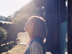 デビュー8年目のhalca、初のトーク×ライブ融合の単独公演開催決定！