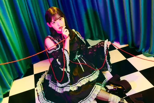 「上坂すみれ2月8日発売のシングルより表題曲「LOVE CRAZY」の先行配信とMVが公開！」の画像