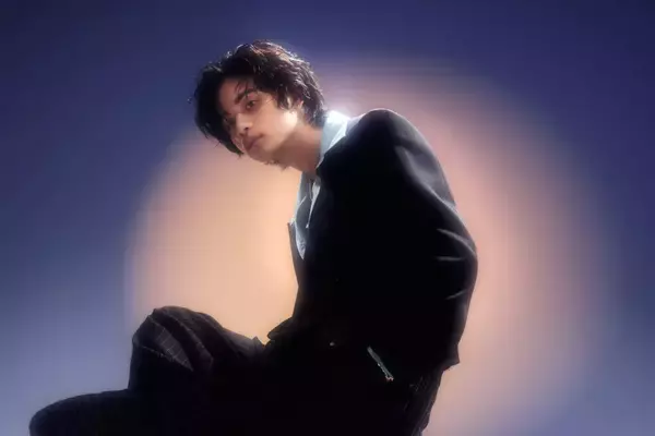 jo0ji、TVアニメ『呪術廻戦』「死滅回游 前編」EDテーマ「よあけのうた」ライブ初披露の映像が公開。CD購入特典画像も解禁！