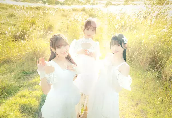 『リコリス・リコイル』関連楽曲を3曲連続配信！ClariS第三章の幕開けから1年を経て、「今のClariS」を3人が語る。