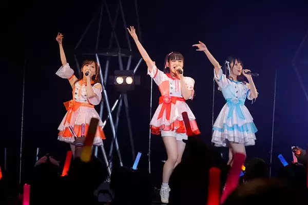 快心の公演がファンの熱い想いを生み、奇跡を呼び込んだ―― “Run Girls, Run！5th Anniversary Live Tour Get Set, 5！”東京公演レポート