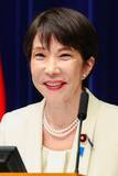 「高市首相の「休んでない」「寝てない」アピールは本当なのか　徹底検証！　「資料読み込み」「アイロンがけ」も矛盾だらけ…」の画像1