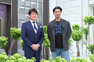 賀来賢人「僕の人生を変えてくれた」恩人・福田雄一との秘話に感動の声「素敵な関係」「こっちまでウルッと来た」【日曜日の初耳学】