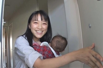 「ママ友がつくれない...」元テレ朝の人気アナ・竹内由恵が静岡で子育てに大苦戦