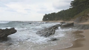 【速報】砂浜に男性遺体　近くの海水浴場では9日に22歳男性が行方不明　京都・京丹後市