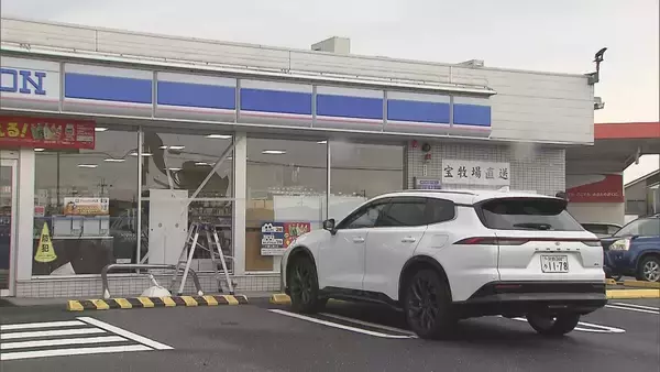 コンビニに女子中学生もろとも車突っ込む　運転の70歳男性「ブレーキとアクセルを踏み間違えた」　女子中学生はガラスの破片で肩など出血も軽傷　滋賀・守山市
