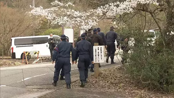 「【速報】京都・男子児童行方不明　男児の自宅付近で山中の捜索始まる」の画像