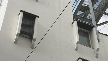 地下１階～地上７階まで「ベトナム関連」大阪の雑居ビルに家宅捜索　ベトナム国籍の男女７人を不法残留の疑いで逮捕　違法薬物の可能性がある『粉末』など多数押収