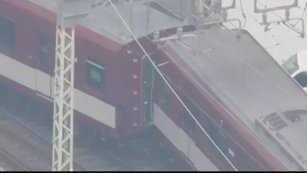 【速報】鉄道事故調査官らが脱線事故現場に到着　運輸安全委員会が事故原因の調査開始　近鉄京都線