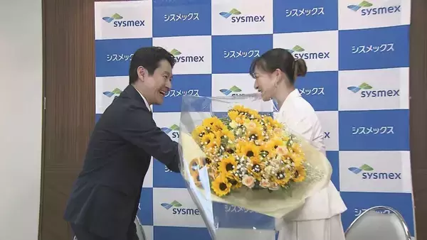 【独占インタビュー】坂本花織選手が現役引退…会見３０分後に語った「笑顔」「涙」「未来」大好物の“甘いもの”めぐり中野コーチとの攻防も「コンビニでお菓子を買って出た瞬間に…」