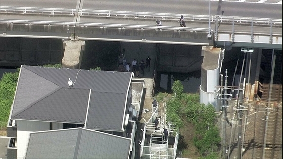【速報】流し込んだセメントに巻き込まれ…　地下で作業していた20代の男性作業員2人が死亡　滋賀・草津市　農業用水管の古いパイプにセメント注入しふさぐ作業中