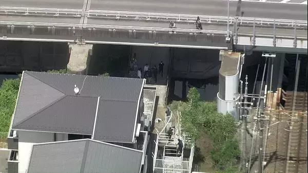 【速報】流し込んだセメントに巻き込まれ…　地下で作業していた20代の男性作業員2人が死亡　滋賀・草津市　農業用水管の古いパイプにセメント注入しふさぐ作業中