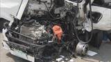 「路肩に停車中の大型トラックに中型トラック追突…さらに別の大型トラックも突っ込む　男性2人重傷　滋賀・名神高速」の画像13