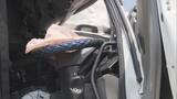 「路肩に停車中の大型トラックに中型トラック追突…さらに別の大型トラックも突っ込む　男性2人重傷　滋賀・名神高速」の画像15