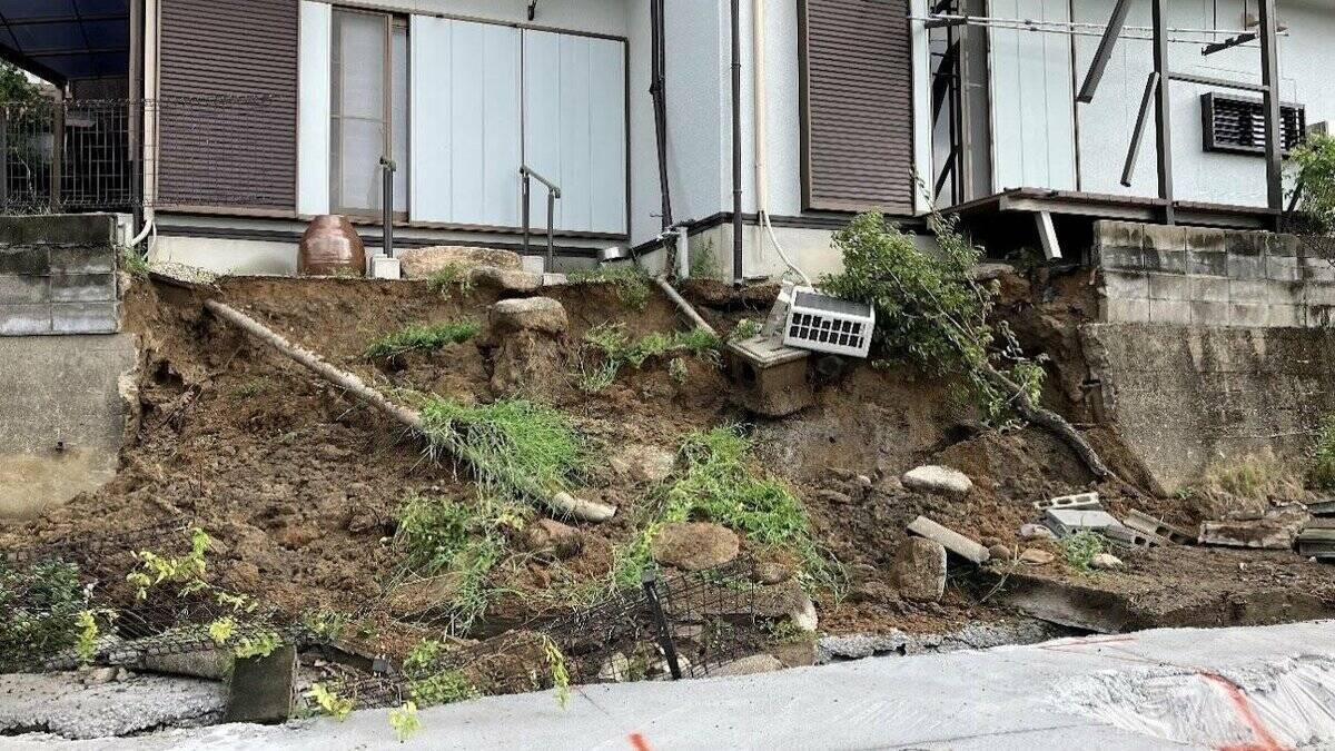 「ドーンっていう音」自宅の擁壁が突然崩落…住宅の基礎が“宙に浮いているよう”全国で相次ぐ擁壁崩落「専門家による無料調査」制度ある自治体も