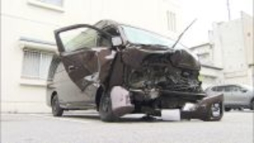 中学生１０人含む１４人搬送…中学１年男子生徒が重傷・５歳男児は無事　１１人乗りワゴン車とミニバンが正面衝突　滋賀・彦根市