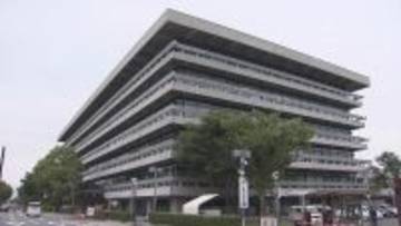 バイクのレッカー作業していた男性　後続のトラックにはねられ死亡　トラック運転の男を逮捕　奈良・西名阪道